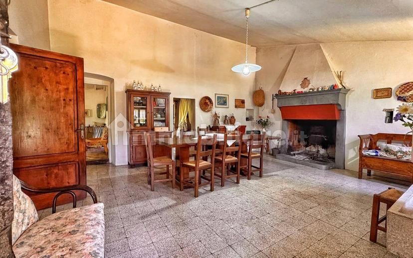 Casale via Luigi Angelini, Città di Castello — foto 8 di 41