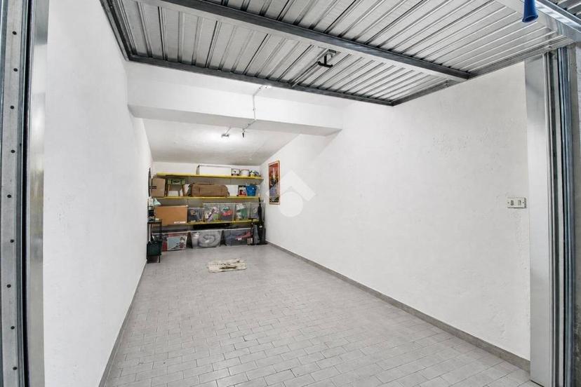 Trilocale via L. Settembrini, Centro, Roseto degli Abruzzi — foto 11 di 18