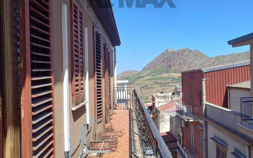 Terratetto unifamiliare via Marco Minghetti 25, Centro, San Giuseppe Jato — foto 2 di 62