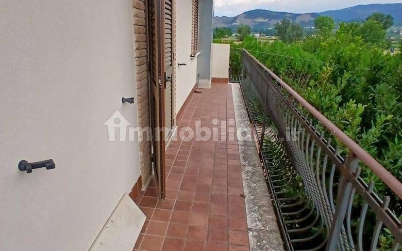 Villa unifamiliare, ottimo stato, 250 m², Bellavista - Pianola, L'Aquila — foto 7 di 40