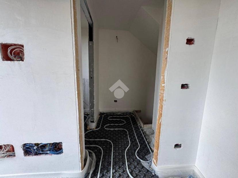 Villa bifamiliare via IV Novembre 22, Casazza — foto 23 di 27