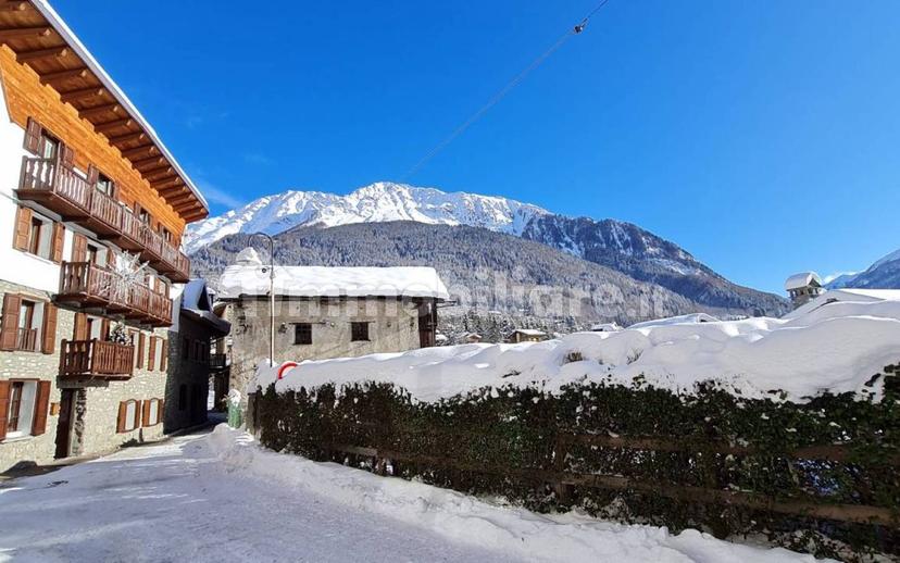 Bilocale via Val Veny 19, Centro, Courmayeur — foto 14 di 15