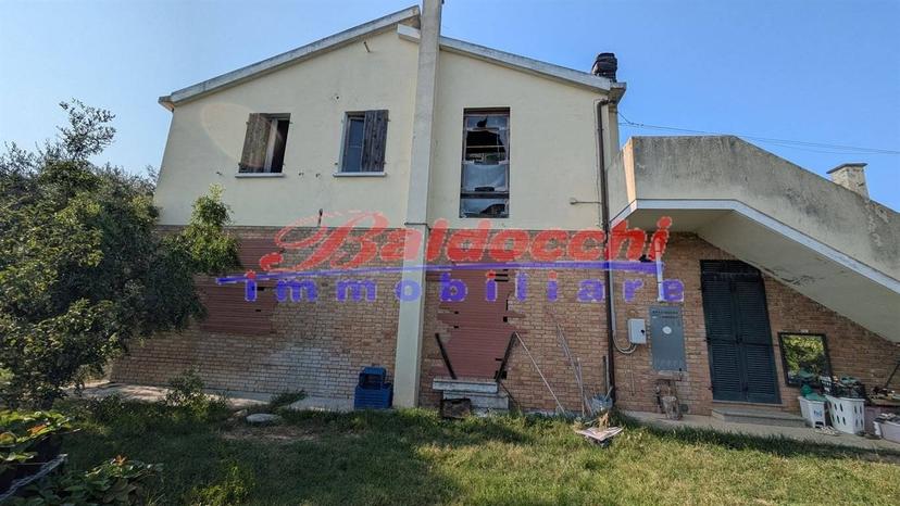 Villa plurifamiliare, ottimo stato, 200 m², Cuccurano - Carrara, Fano — foto 2 di 13