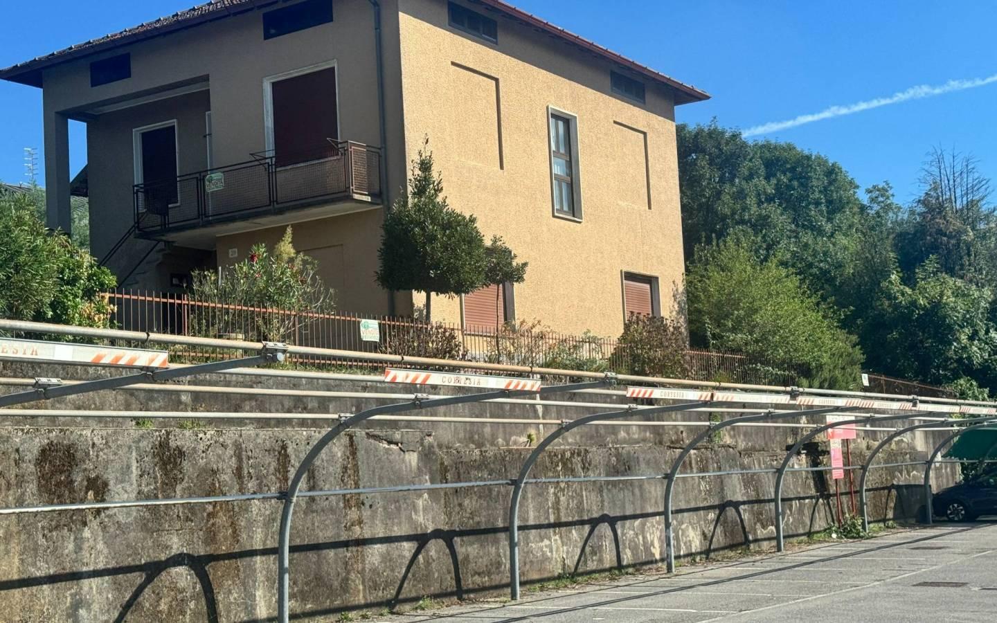 Villa unifamiliare via della Valletta, Bizzozzero, Varese