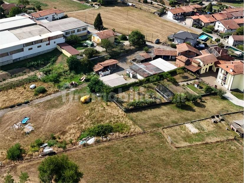 Rustico via Valsesia, 3, Centro, Castelletto Sopra Ticino — foto 10 di 16