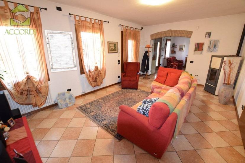 Villa unifamiliare, ottimo stato, 210 m², Centro, Volpago del Montello — foto 6 di 20