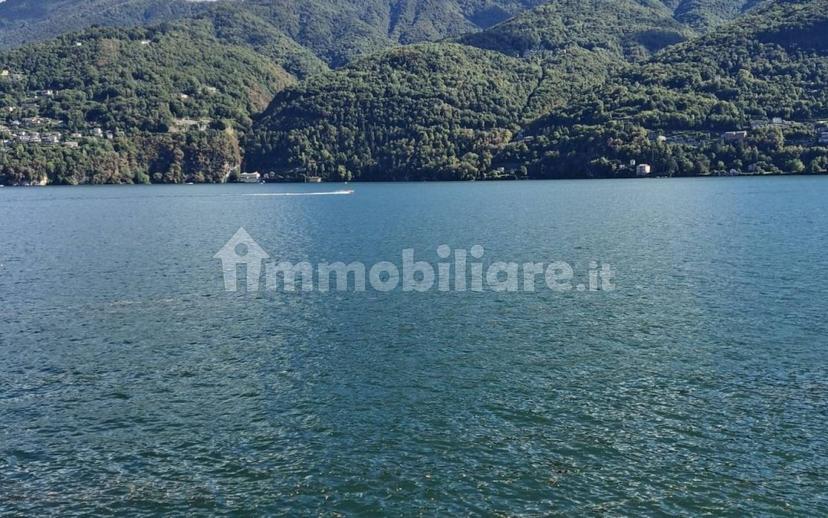 Trilocale via Vecchia Regina, Centro, Carate Urio — foto 19 di 32