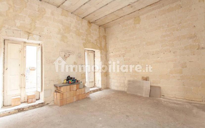 Terratetto unifamiliare 395 m², Isola - Città Vecchia, Taranto — foto 17 di 34