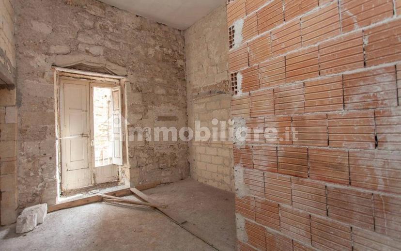 Terratetto unifamiliare 395 m², Isola - Città Vecchia, Taranto — foto 7 di 34