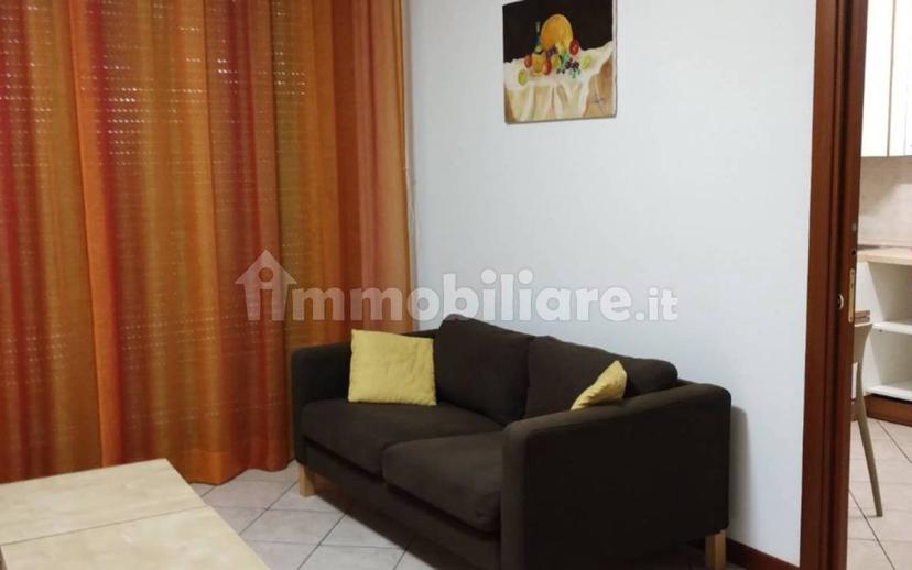 Stanza singola via Milano 217, Desio — foto 2 di 7
