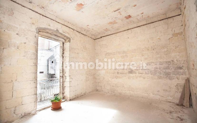 Terratetto unifamiliare 395 m², Isola - Città Vecchia, Taranto — foto 15 di 34