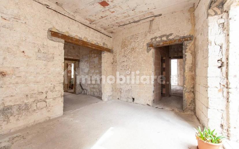Terratetto unifamiliare 395 m², Isola - Città Vecchia, Taranto — foto 13 di 34