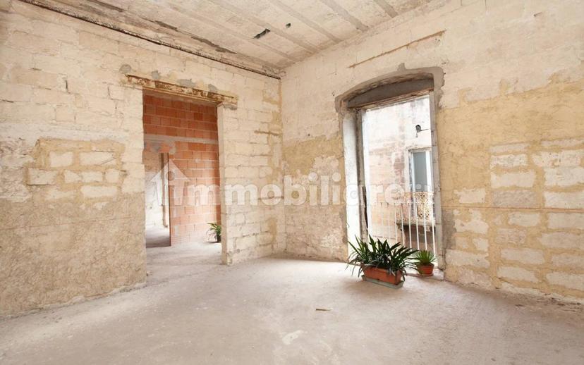 Terratetto unifamiliare 395 m², Isola - Città Vecchia, Taranto — foto 11 di 34