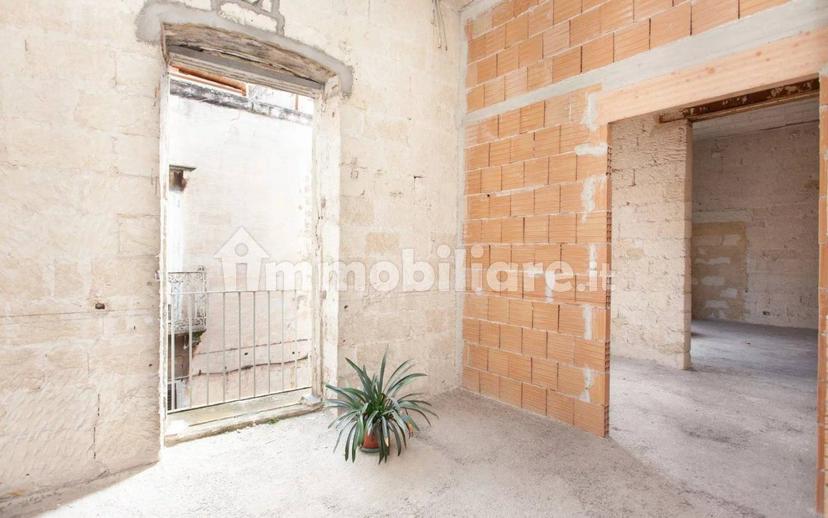 Terratetto unifamiliare 395 m², Isola - Città Vecchia, Taranto — foto 18 di 34