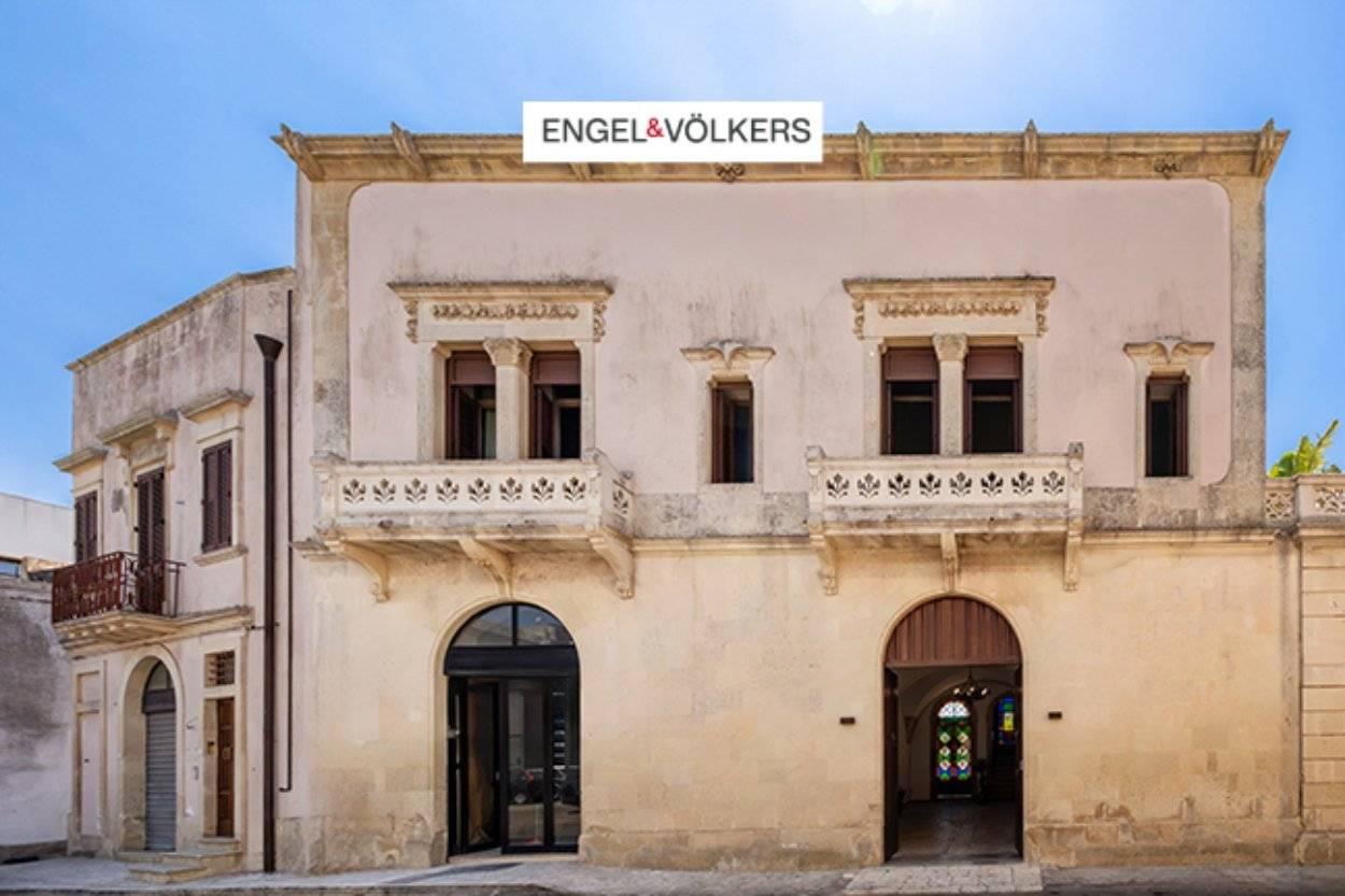 Terratetto unifamiliare via Sant'Antonio 10, Centro, Poggiardo