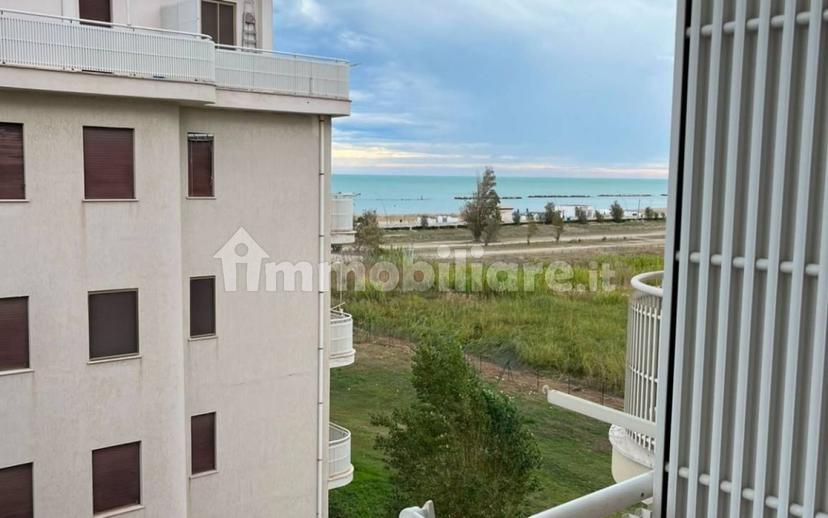 Trilocale Lungomare Cristoforo Colombo, Salvo Marina, San Salvo — foto 20 di 20