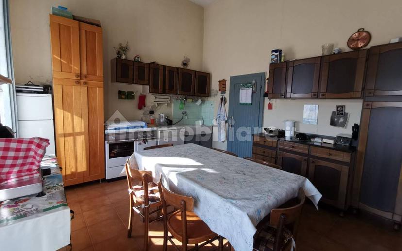 Casale frazione Grabbia, Bellano — foto 12 di 14