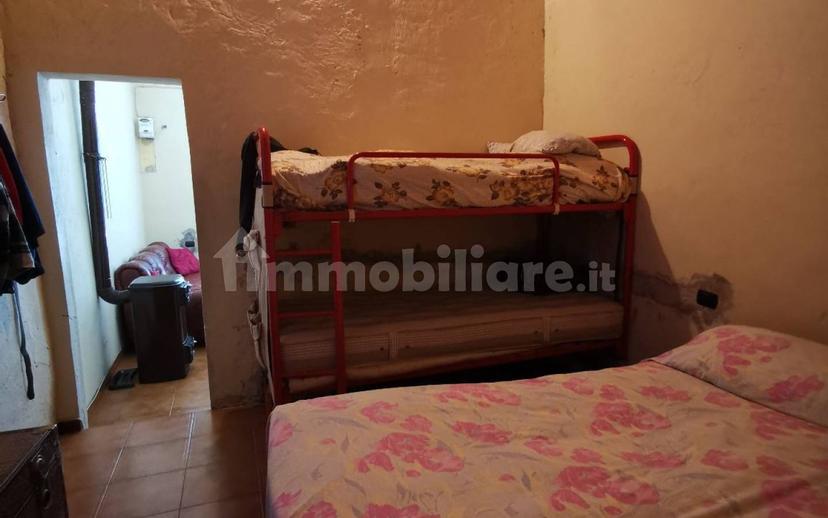 Casale frazione Grabbia, Bellano — foto 5 di 14