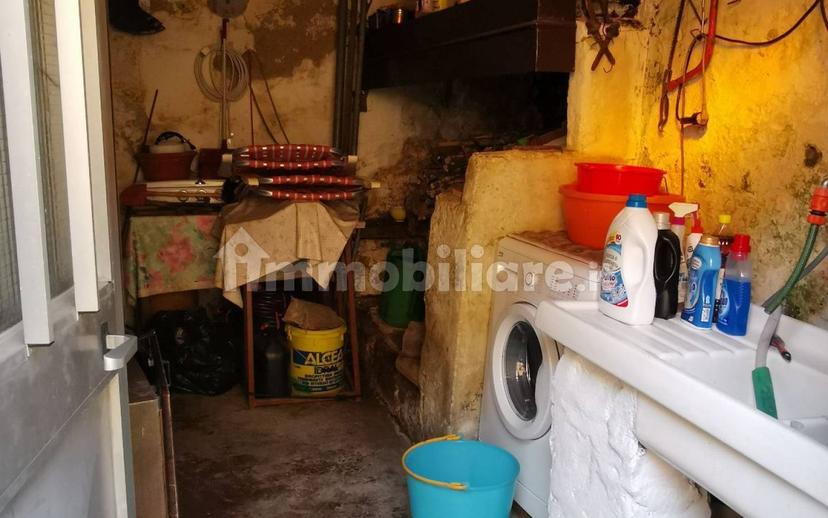 Casale frazione Grabbia, Bellano — foto 3 di 14