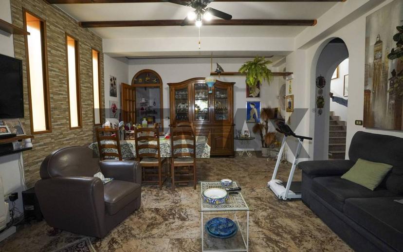 Villa unifamiliare via Nazioni Unite 190, Tufolo, Farina, Crotone — foto 23 di 24