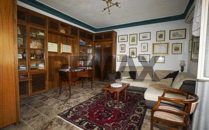 Villa unifamiliare via Nazioni Unite 190, Tufolo, Farina, Crotone — foto 11 di 24