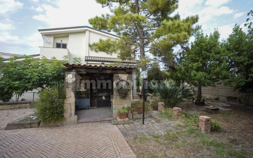 Villa unifamiliare via Nazioni Unite 190, Tufolo, Farina, Crotone — foto 19 di 24