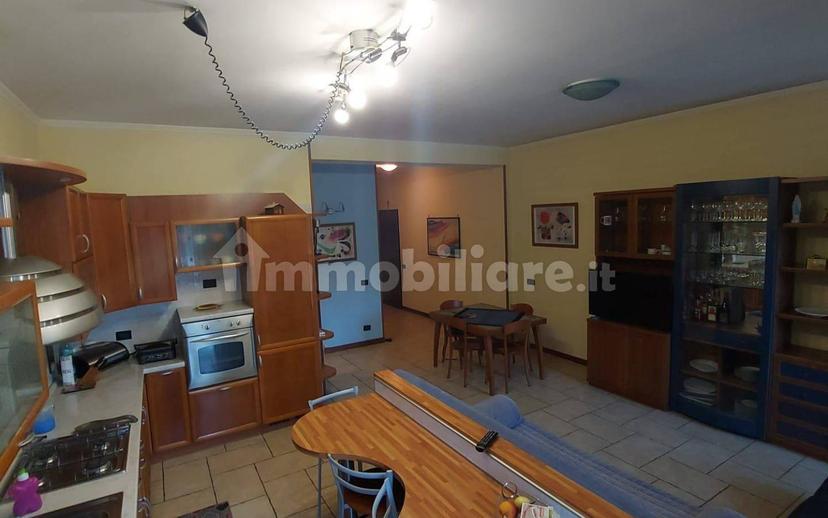 Stanza doppia via Cristoforo Colombo 36, Saronno — foto 6 di 6