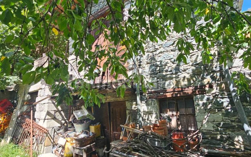 Rustico frazione Buisson, Antey-Saint-Andrè — foto 6 di 12