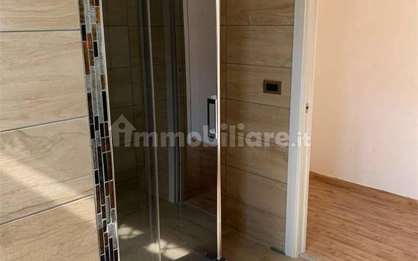 Stanza in affitto in appartamento via Carlo Pisacane, Catanzaro — foto 9 di 12