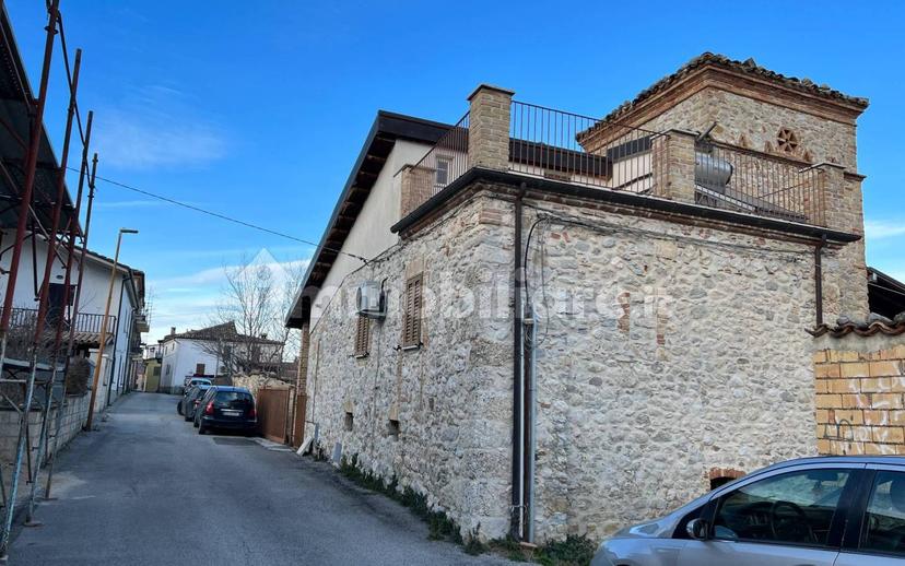 Villa unifamiliare Contrada Cesa di Francia, Isola del Gran Sasso d'Italia — foto 17 di 19