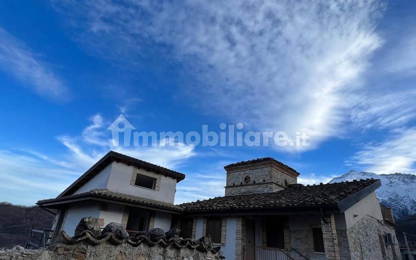 Villa unifamiliare Contrada Cesa di Francia, Isola del Gran Sasso d'Italia — foto 11 di 19
