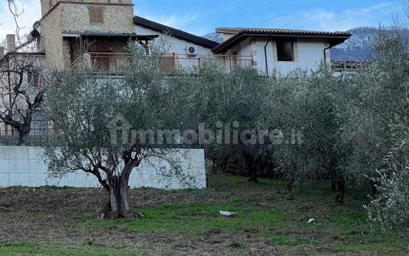 Villa unifamiliare Contrada Cesa di Francia, Isola del Gran Sasso d'Italia — foto 3 di 19