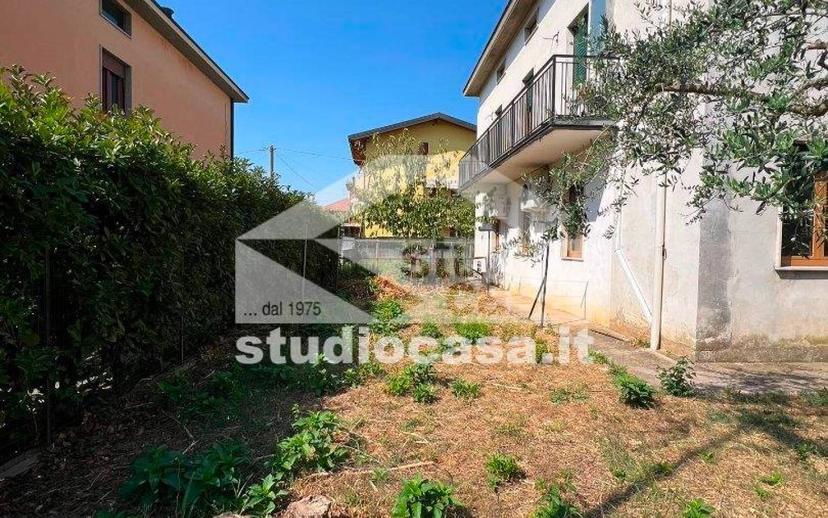 Quadrilocale via Pascoli, 5, Lallio