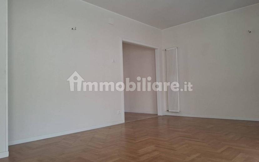 Appartamento via Pietro d'Abano, Centro, Abano Terme — foto 6 di 26