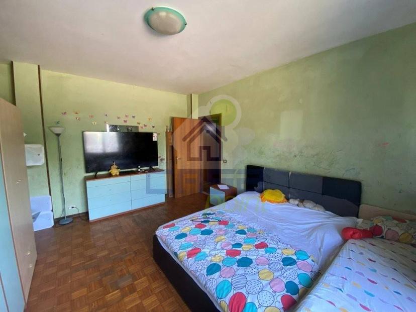 Trilocale via vittorio veneto, Centro, Boretto — foto 13 di 14