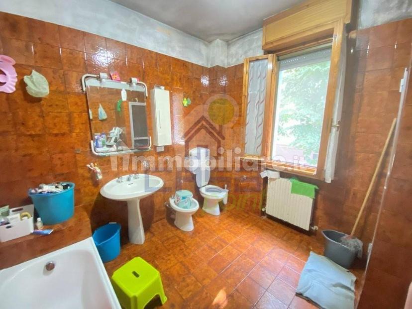 Trilocale via vittorio veneto, Centro, Boretto — foto 2 di 14