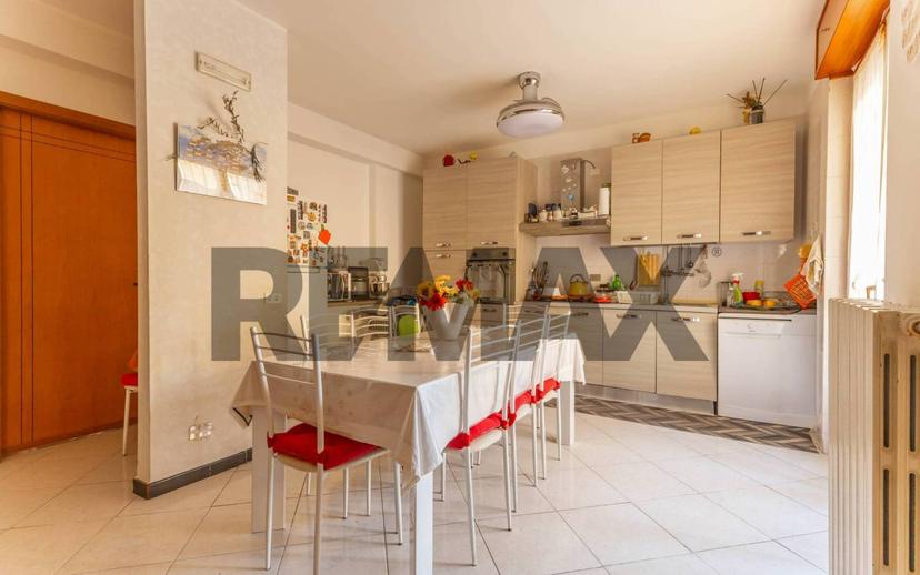 Appartamento buono stato, piano terra, Acquaviva delle Fonti — foto 19 di 21