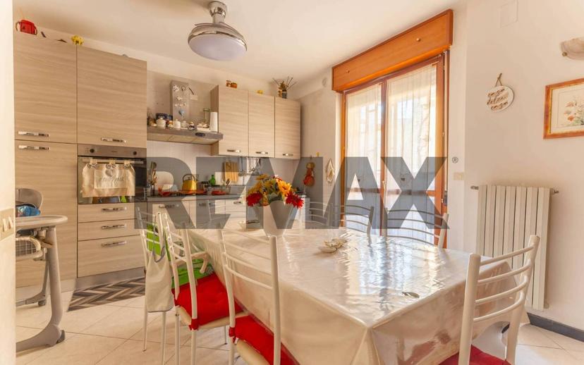 Appartamento buono stato, piano terra, Acquaviva delle Fonti — foto 17 di 21
