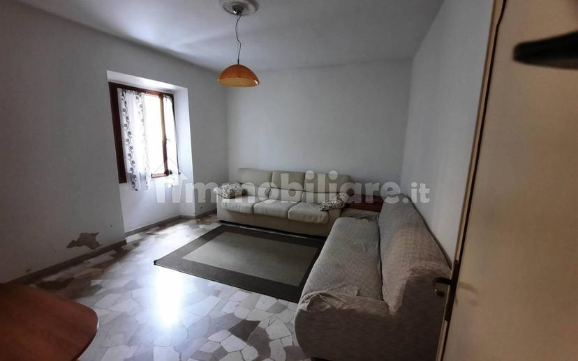 Trilocale buono stato, primo piano, Castelfranco Piandisco — foto 9 di 10