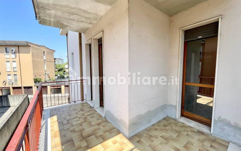 Monolocale buono stato, primo piano, Centro, Leno — foto 2 di 12