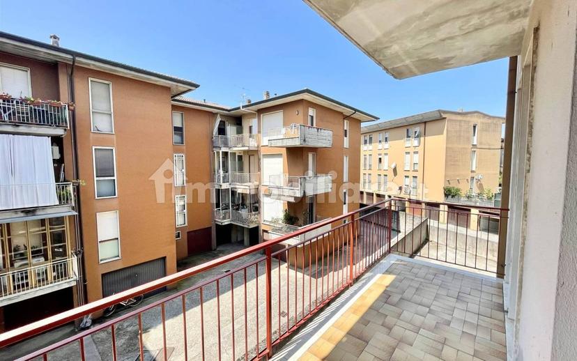 Monolocale buono stato, primo piano, Centro, Leno — foto 6 di 12