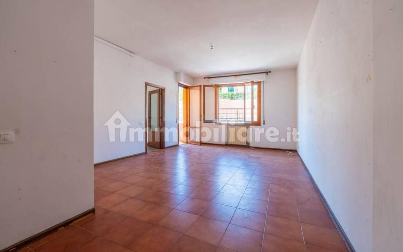 Quadrilocale da ristrutturare, primo piano, Quercegrossa, Castelnuovo Berardenga — foto 17 di 19