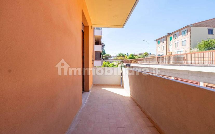 Quadrilocale da ristrutturare, primo piano, Quercegrossa, Castelnuovo Berardenga