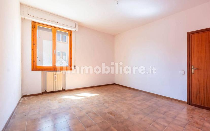 Quadrilocale da ristrutturare, primo piano, Quercegrossa, Castelnuovo Berardenga — foto 2 di 19