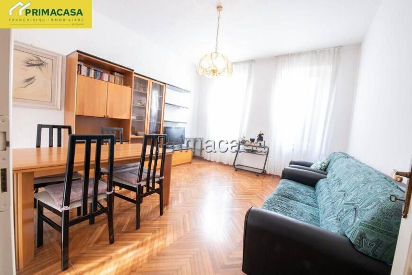 Bilocale via valle fiorita 28, Centro, Gardone Riviera — foto 4 di 20