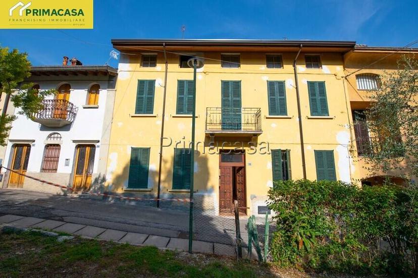 Bilocale via valle fiorita 28, Centro, Gardone Riviera — foto 8 di 20