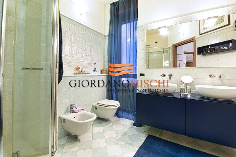 Quadrilocale via Italia 44, Centro Storico, Monza — foto 18 di 53