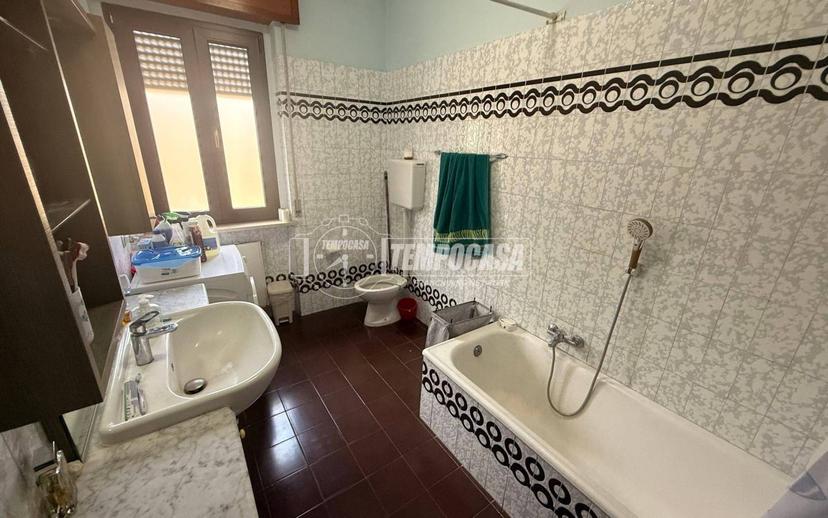 Trilocale via Salvador Allende, Centro, Castel San Giovanni — foto 3 di 13