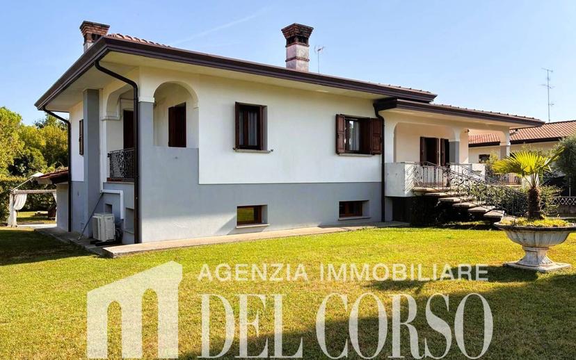 Villa unifamiliare via 4 Novembre 6, Centro, Azzano Decimo — foto 2 di 27