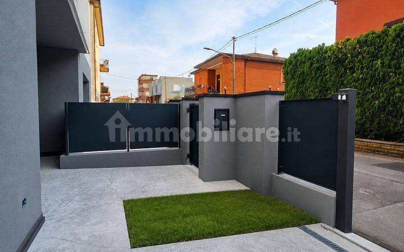 Villa bifamiliare via Giuseppe Ferrazzi 22, Bertesinella - Ca' Balbi, Vicenza — foto 4 di 88